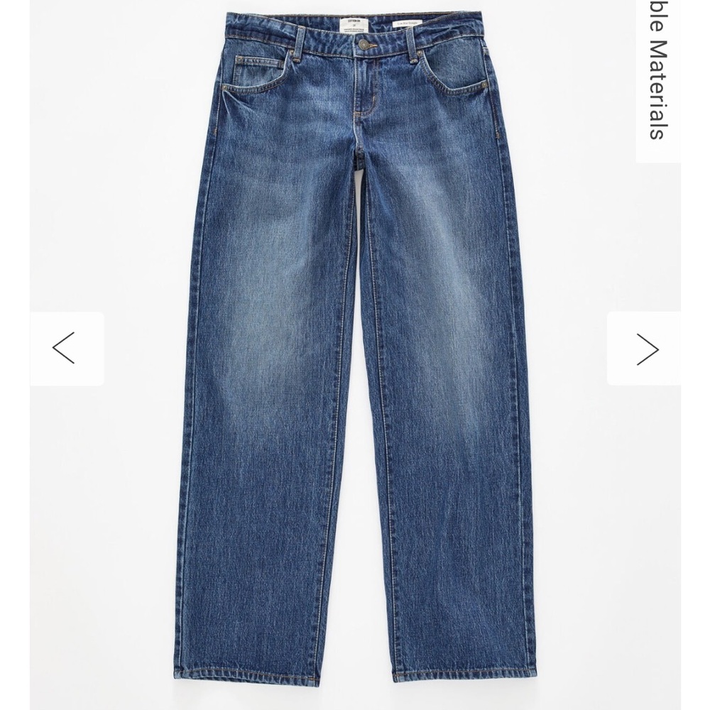 Classic low rise right leg jeans cotton on